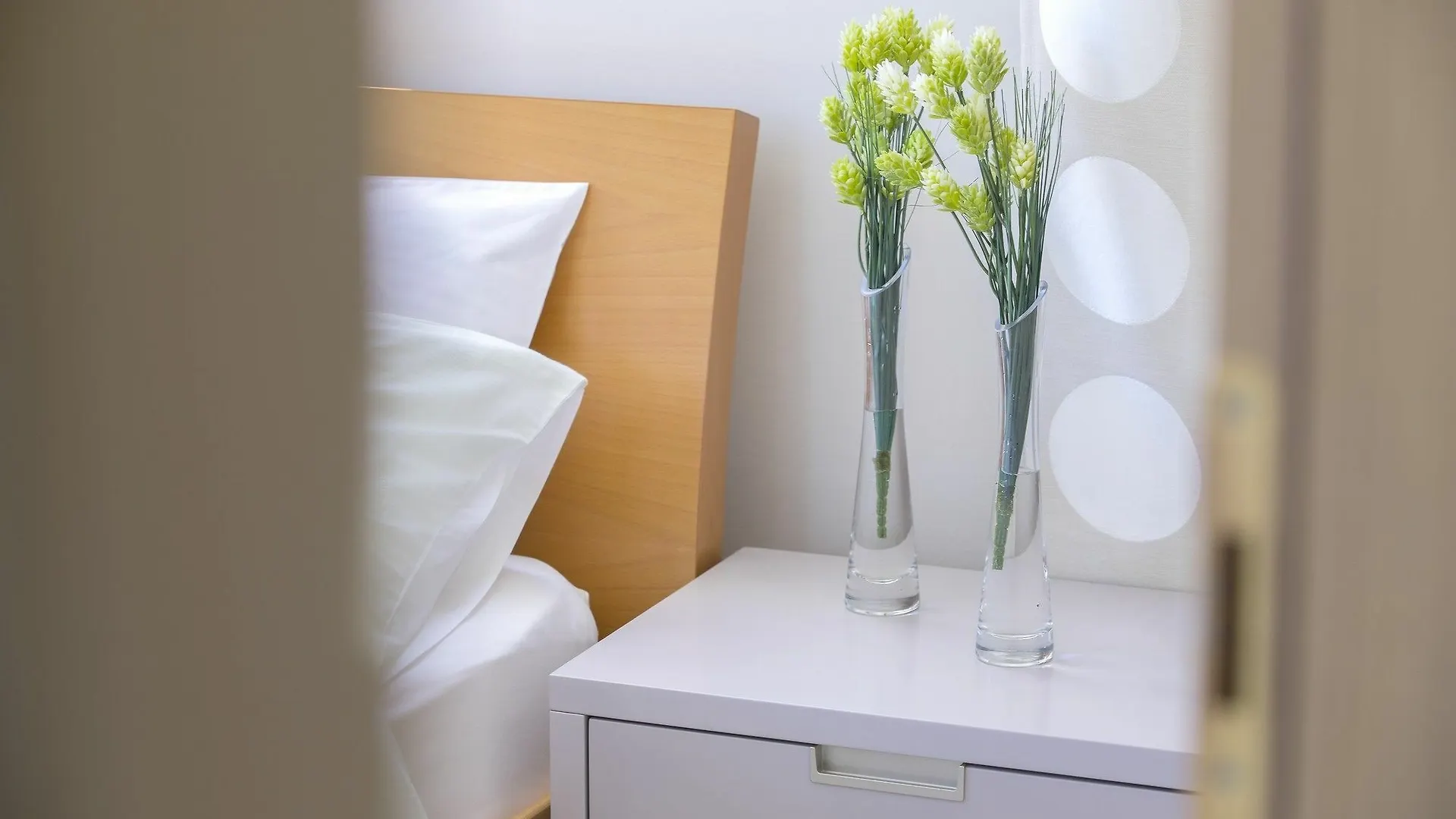 Marianna Suite Pernera Apartment