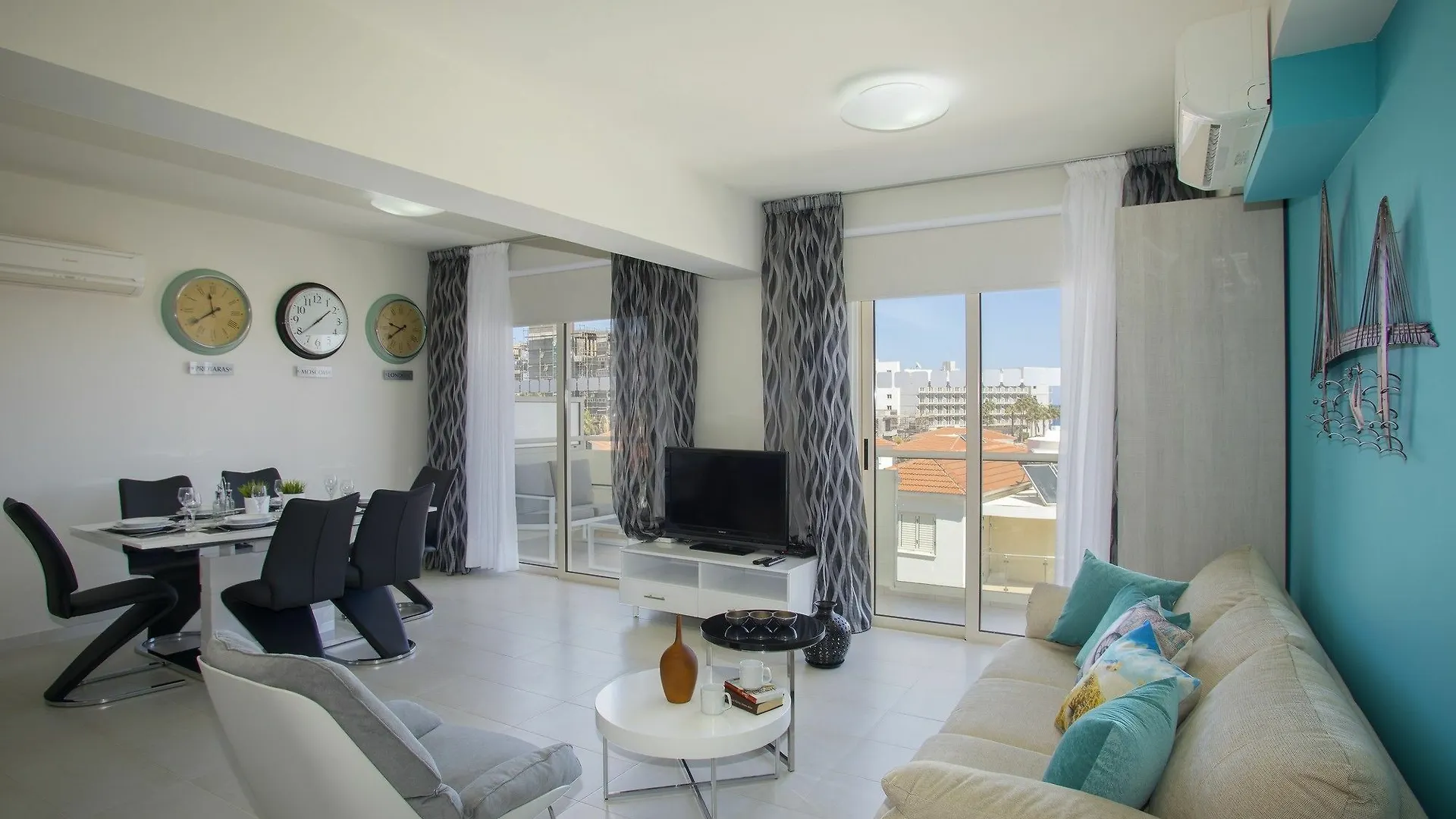 Marianna Suite Pernera