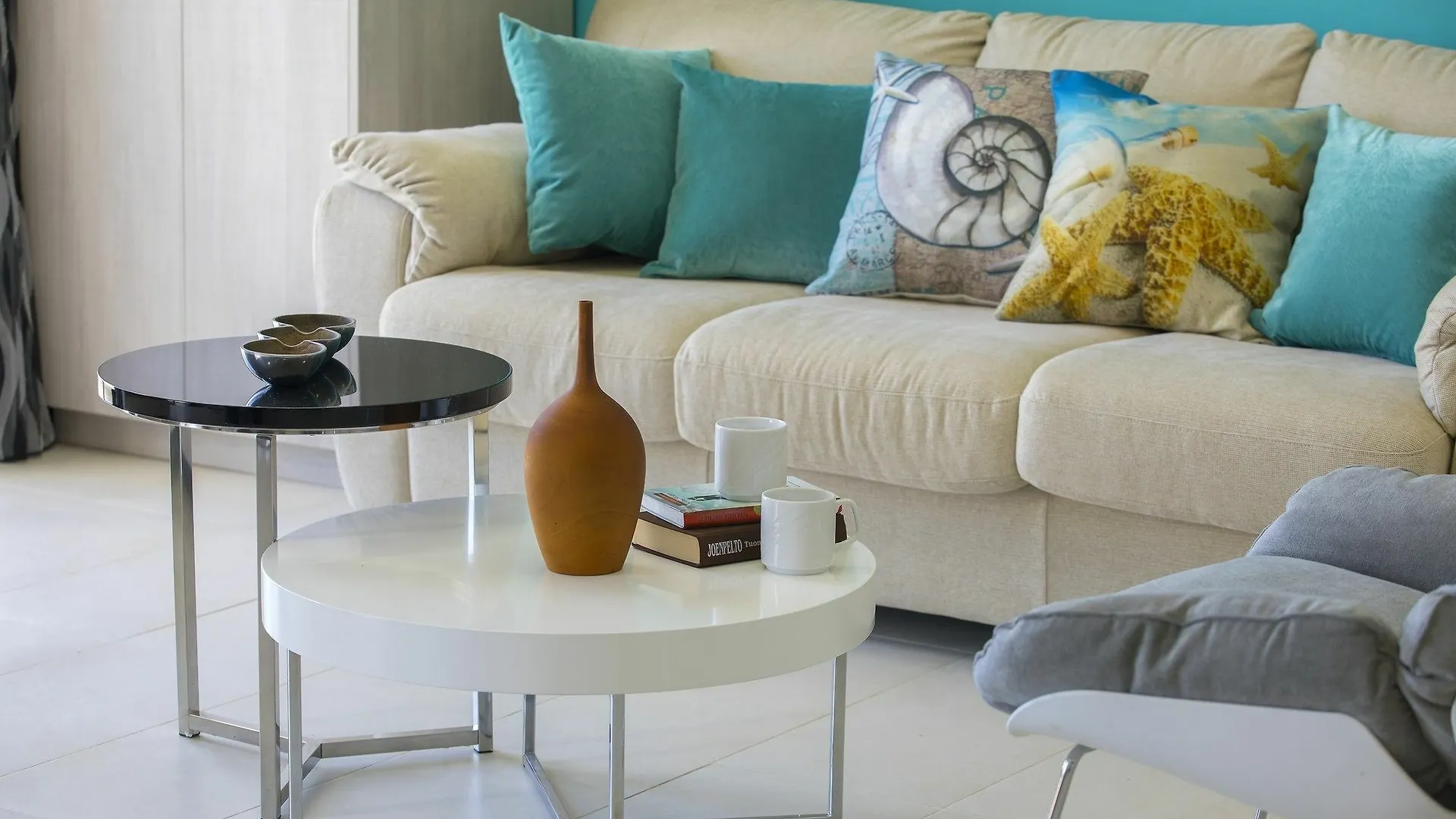 Marianna Suite Pernera