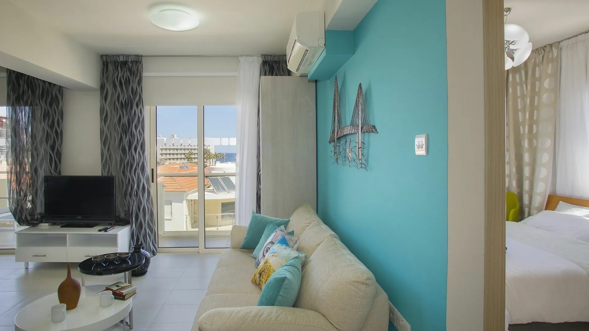 Marianna Suite Pernera 0*,  Cyprus